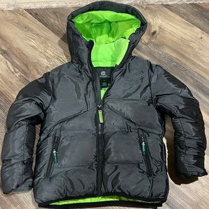 Boys Champion winter jacket. Size 4/5